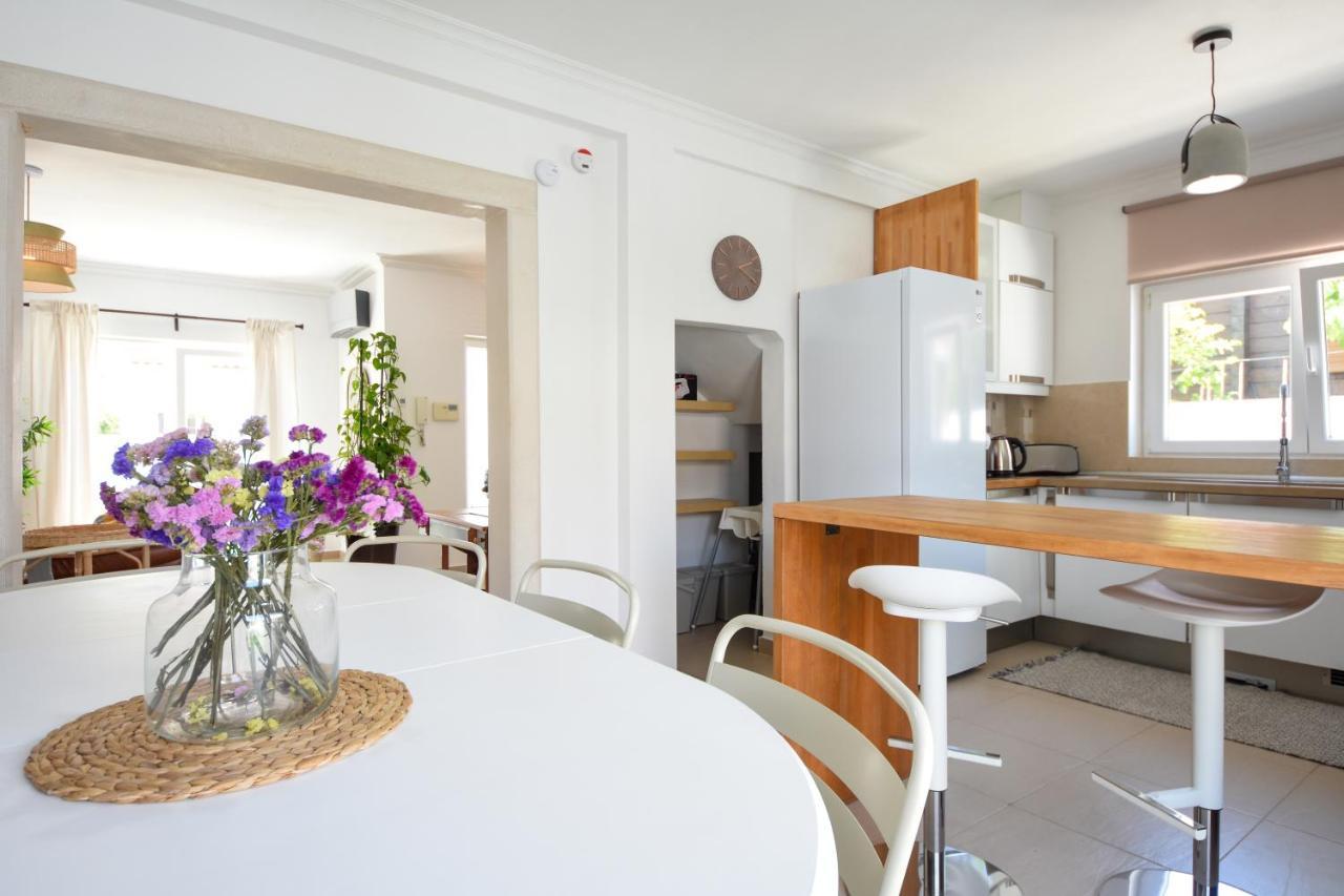 Aroeira Villa With Heated Pool By Golf Course, Beach And Lisbon 외부 사진