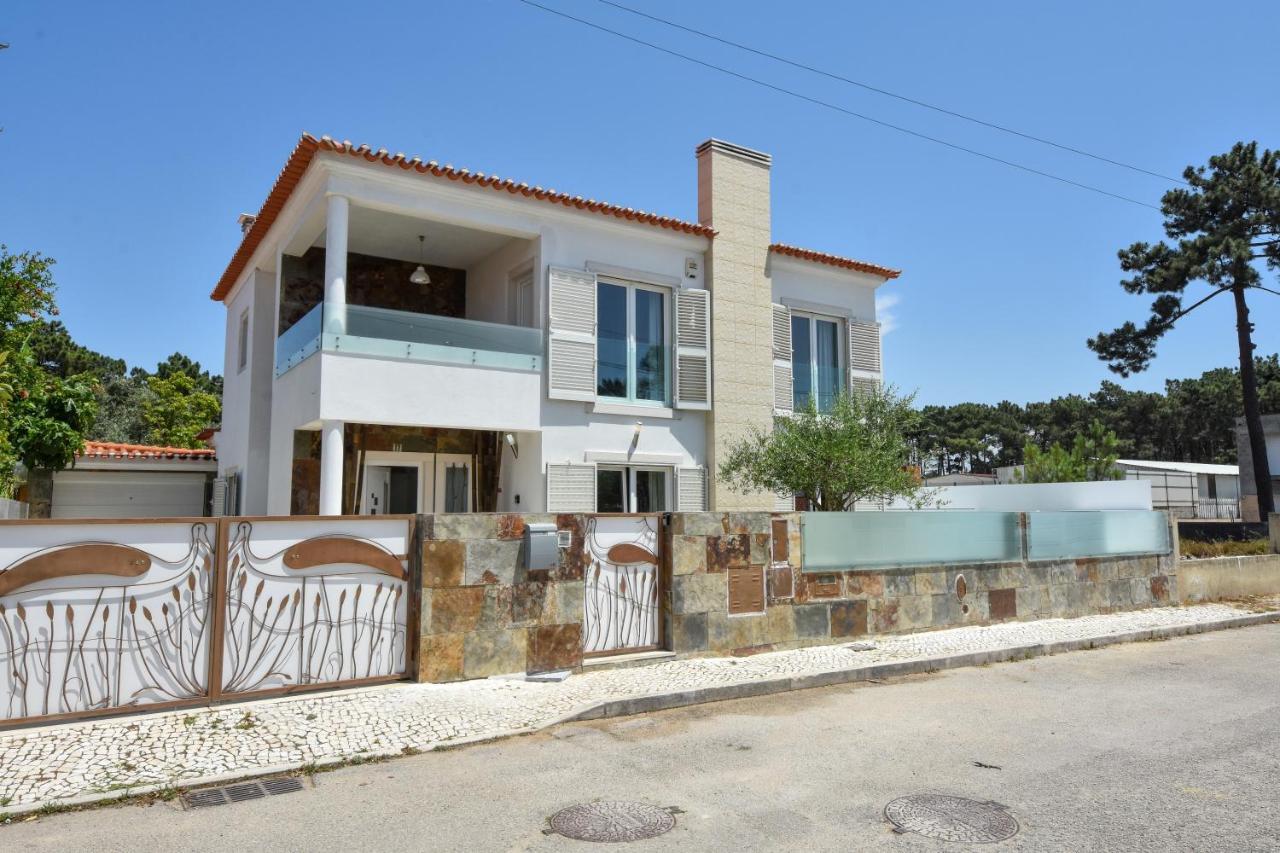 Aroeira Villa With Heated Pool By Golf Course, Beach And Lisbon 외부 사진