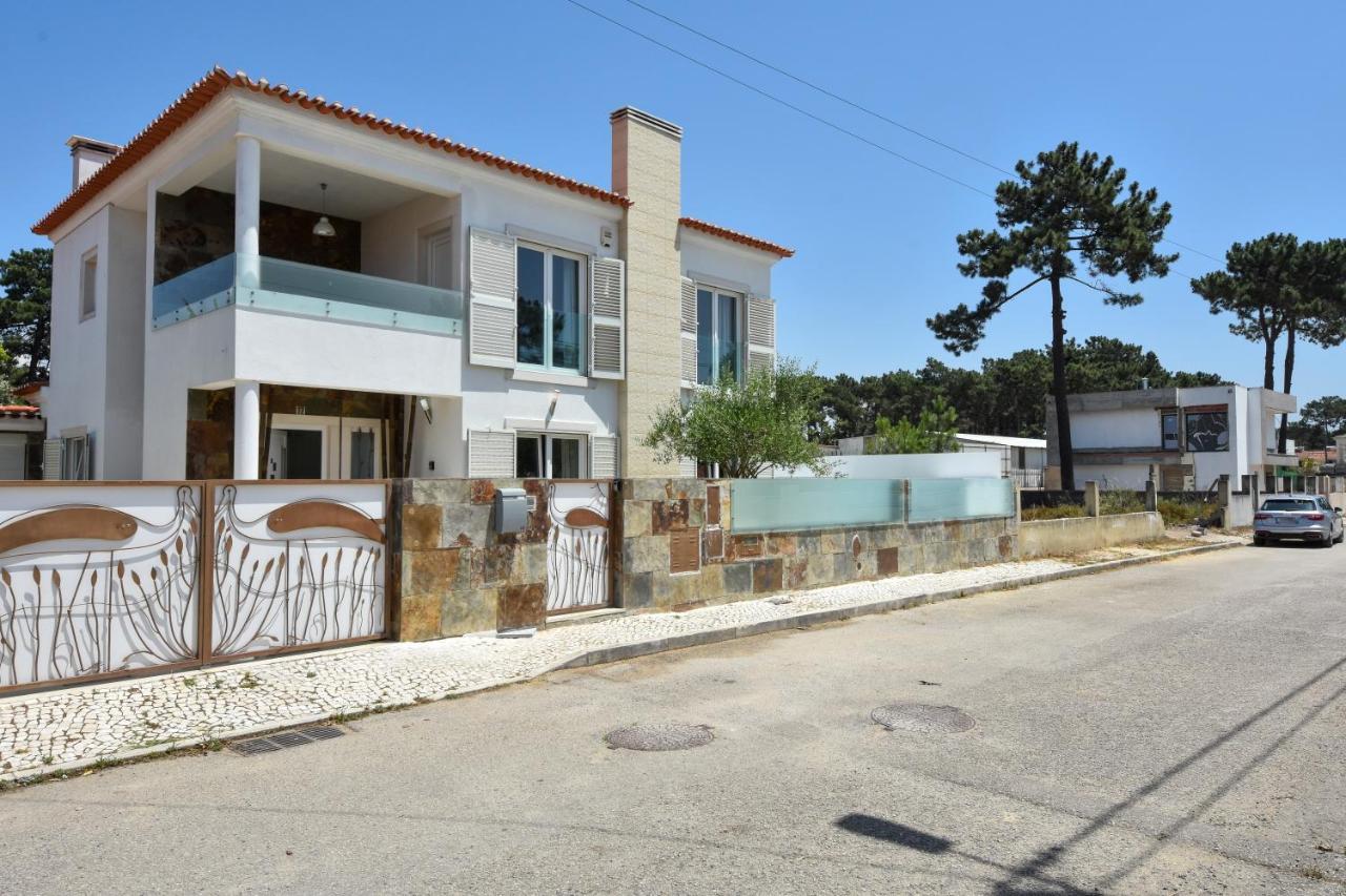 Aroeira Villa With Heated Pool By Golf Course, Beach And Lisbon 외부 사진